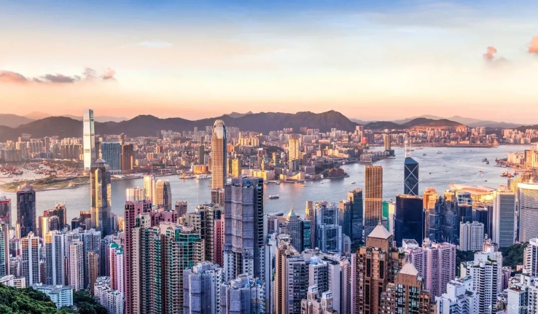 香港最全最快资讯指南，一册在手，尽览繁华都市的脉动