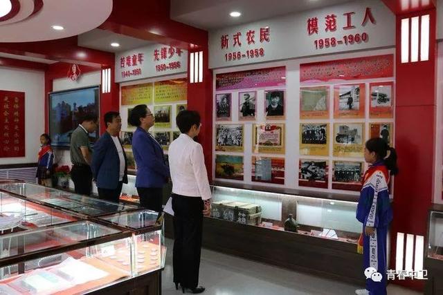 揭秘雷锋内幕报，一个时代的道德镜像与文化符号