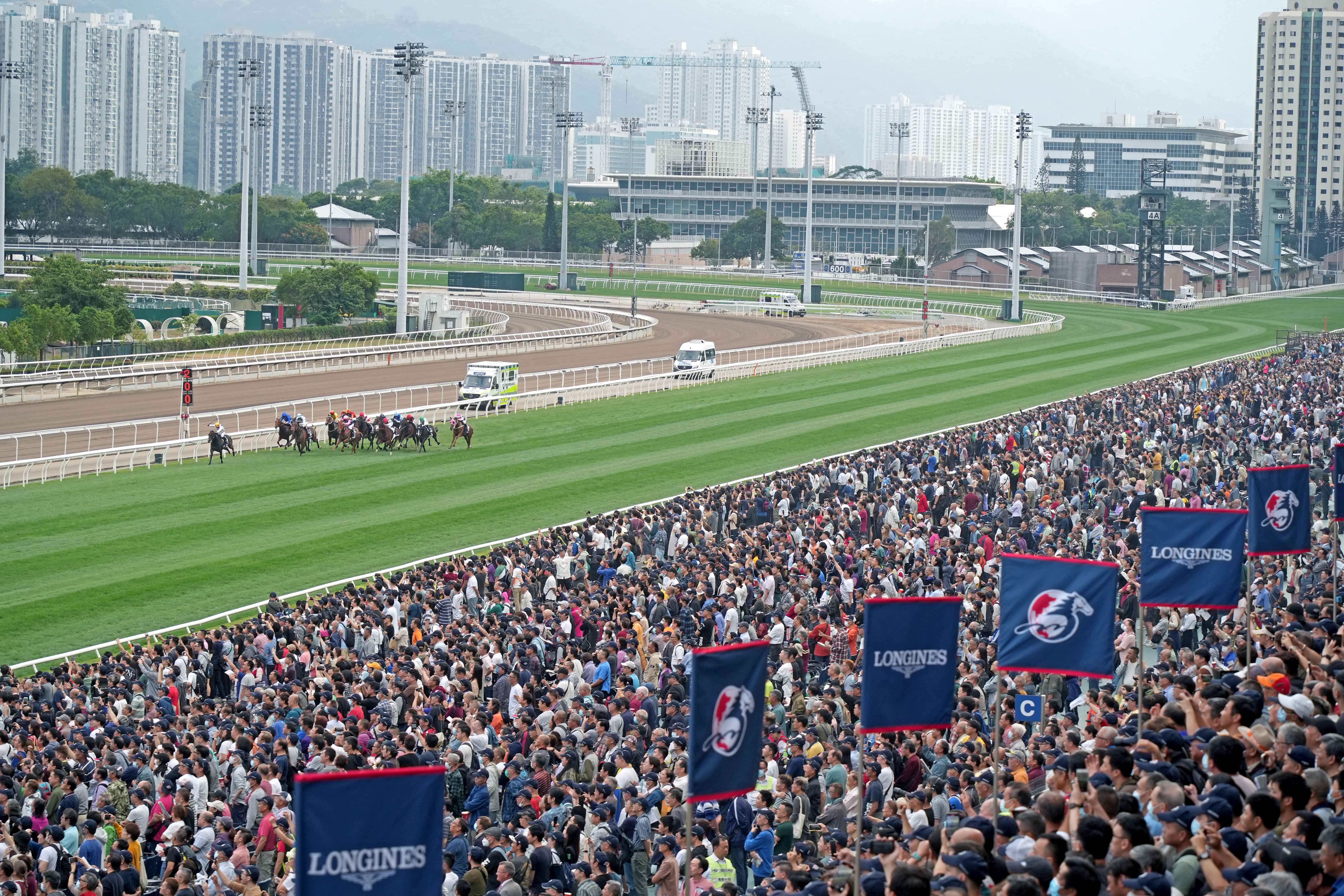 探索香港马会网站，一站式赛马的精彩世界