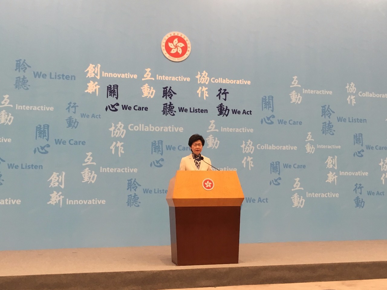 2046香港免费资料六会宝典，揭秘彩票背后的智慧与策略
