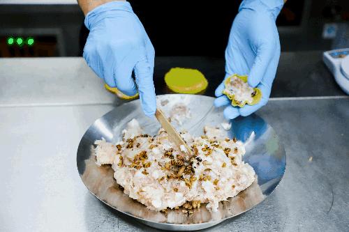 澳门一肖不中即退，精准选料助你期期待赢