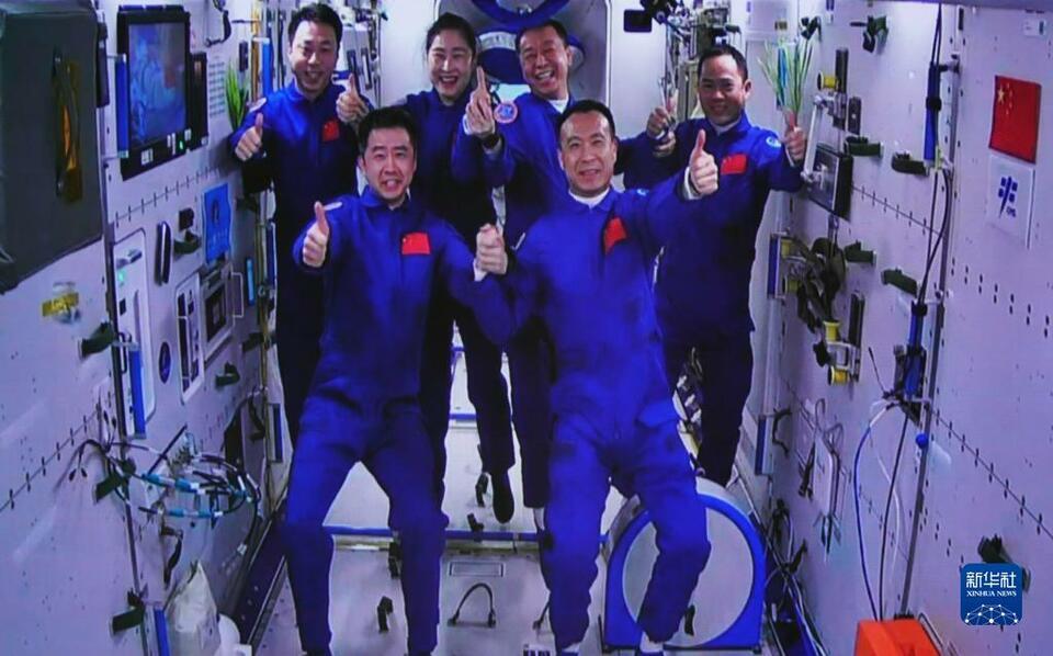 神舟十二号，筑梦星辰的航天英雄们